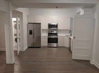3245 W Fullerton Ave #3W, Chicago, IL 60647