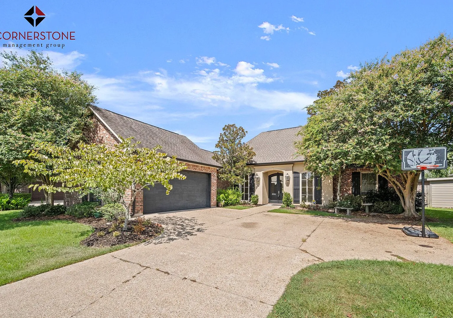 Located Off Of Airline By Industriplex! 4 Bedroom, 3 Bathroom! — Photo 2