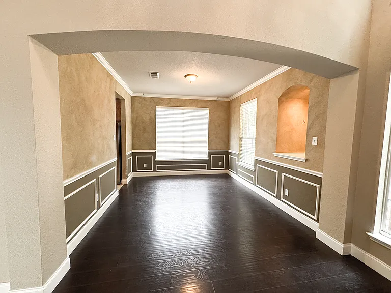 7129 Bryce Canyon Dr — Photo 2