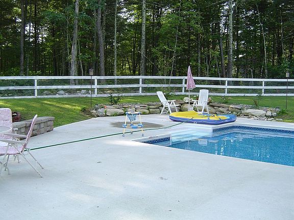 3rd image of 11 Lafantasie Rd