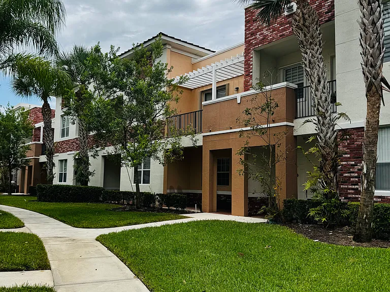 10320 SW Stephanie Way #7-208 — Photo 1