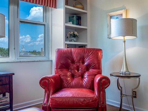 5th image of 101 S Hanover Ave APT 6C