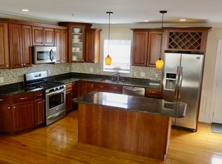 75 Brackett St #C, Quincy, MA 02169
