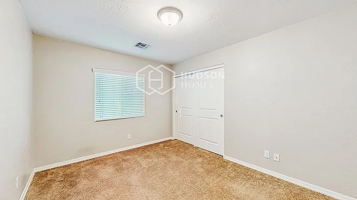5805 S 27th Ln — Photo 22