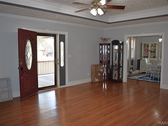 4th image of 2764 Ashley Ave