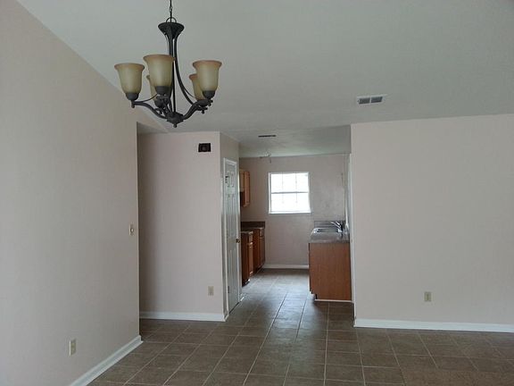 4th image of 4549 Eltham Park