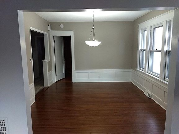 2nd image of 226 Tacoma Ave #1