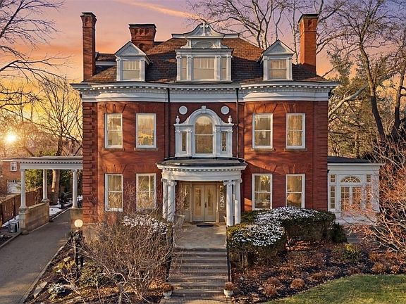 2nd image of 5435 Dunmoyle St