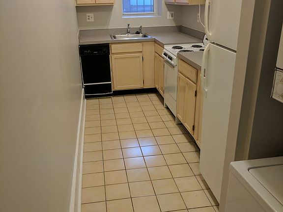 4th image of 1409 15th St NW APT 6