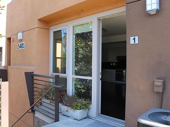 2nd image of 5405 W 149th Pl Unit 1