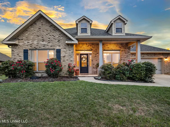 2350 Clairmont Dr W, Semmes, AL 36575