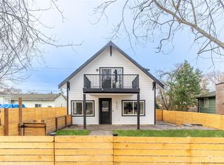 9247 20th Ave SW, Seattle, WA 98106