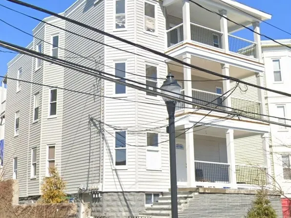 40 Temple St #3, Somerville, MA 02145
