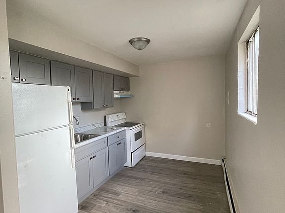 4th image of 1300 W Albanus St #C6