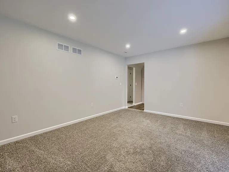 1738 W Main St #A — Photo 10