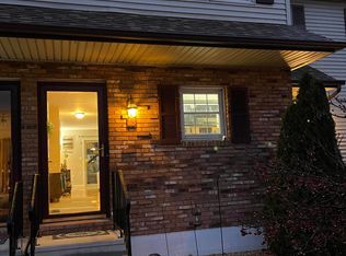 13 Set Poin, Plattsburgh, NY 12901