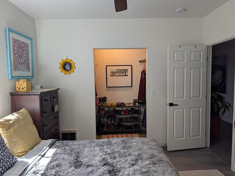 5946 E 154th Pl — Photo 8
