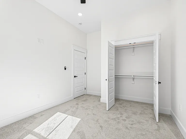 6809 Fir St — Photo 24