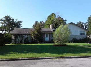 710 W Pleasant St, Aurora, MO 65605