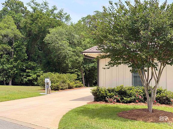3rd image of 22266 Fairhope Motorcoach Loop