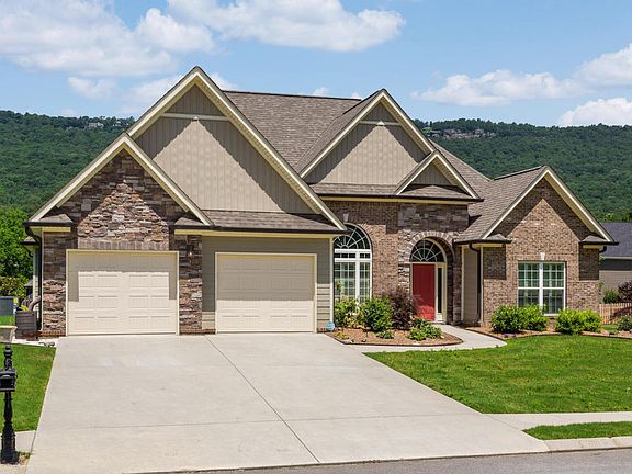 3rd image of 1241 Hidden Creek Dr