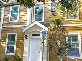 5711 Soldier Cir