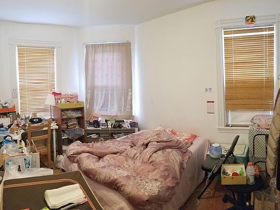 5th image of 240 Cypress St #3