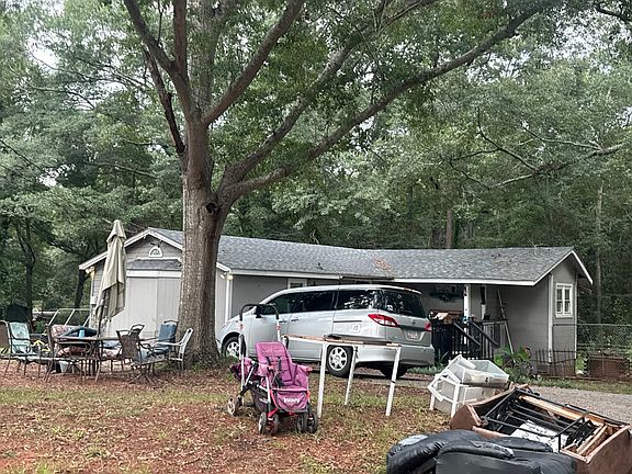 3rd image of 580 Colquitt St