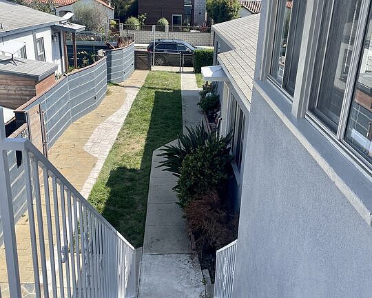 2nd image of 801 Indiana Ave #C