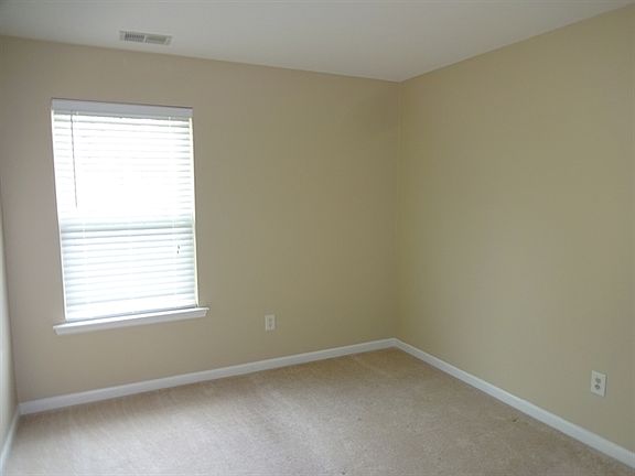 5th image of 3408 Silver Stream Way NW