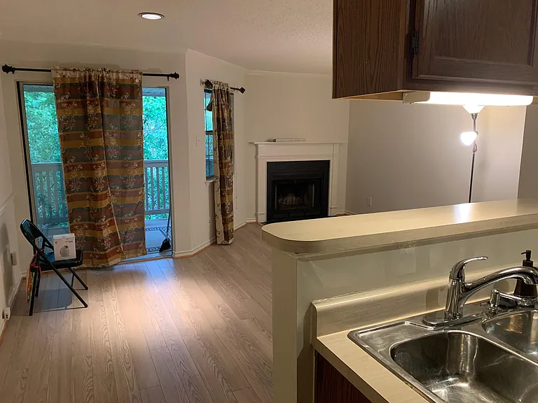 1504 Lincoln Way #412 — Photo 3