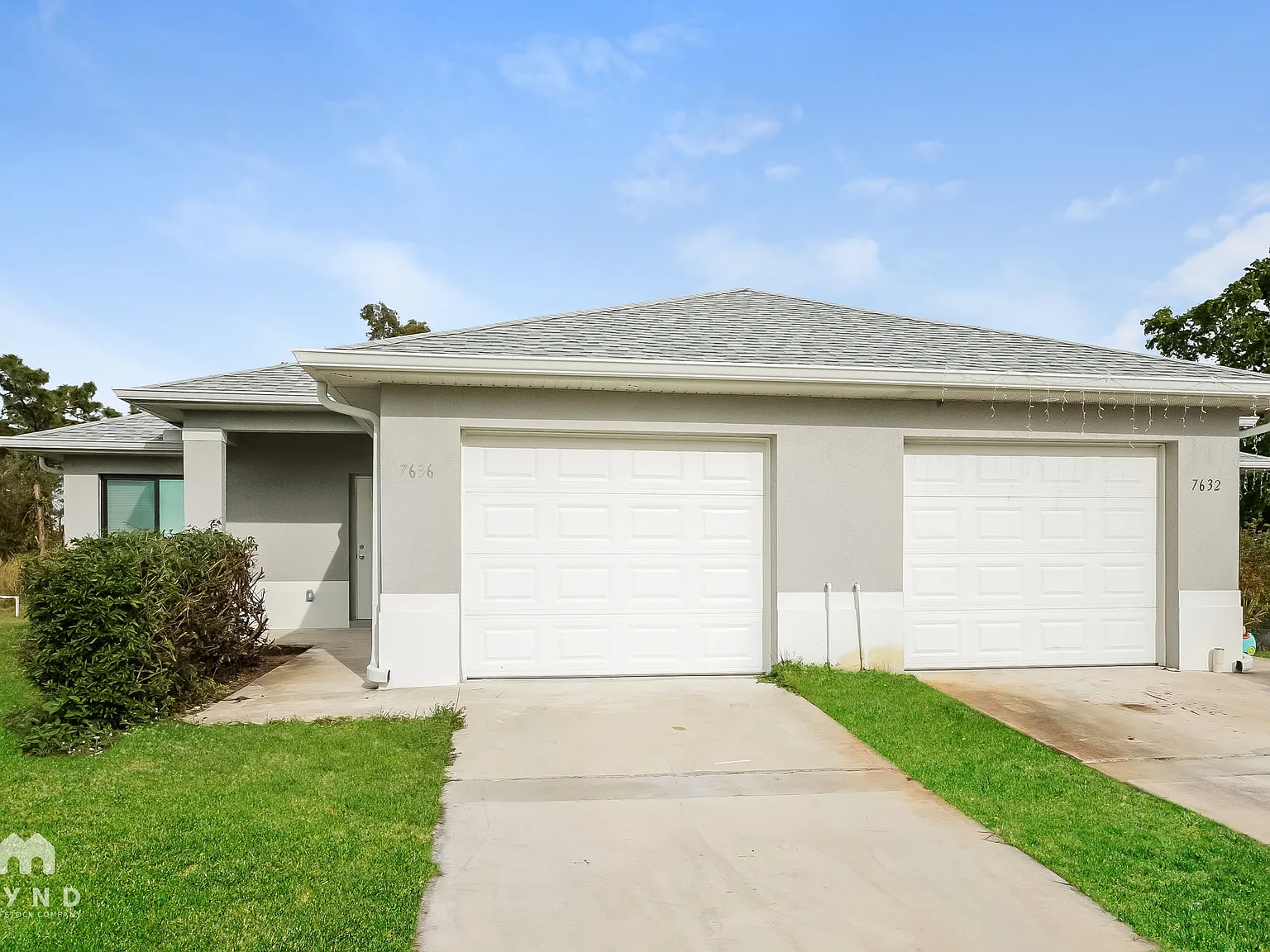 3 bed, 2.0 bath, 1247 sqft, $2,049 — Photo 1