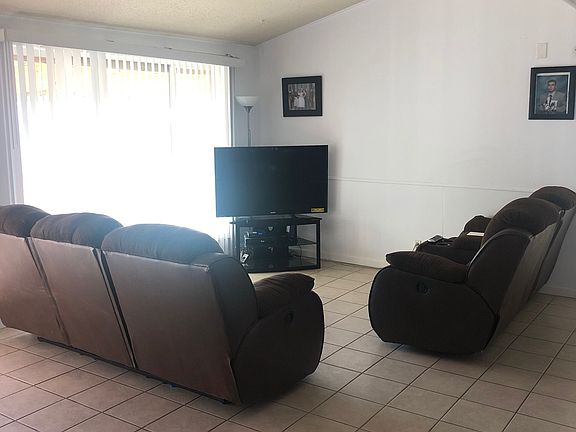 2nd image of 5995 Amargosa Dr