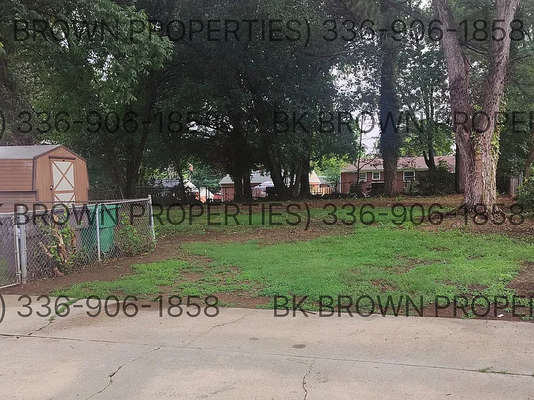 2115 Friends Ave — Photo 18