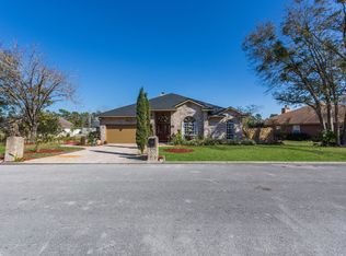 1723 Branch Vine Dr W, Jacksonville, FL 32246