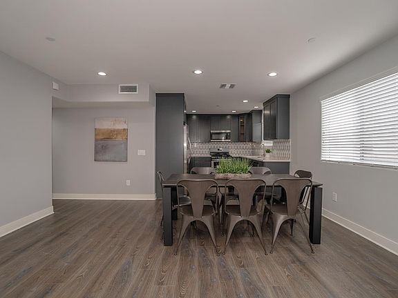 5th image of 7203 S La Cienega Blvd #7203