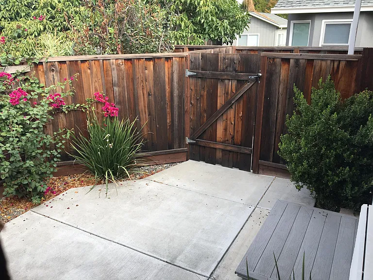 395 S Genevieve Ln — Photo 10