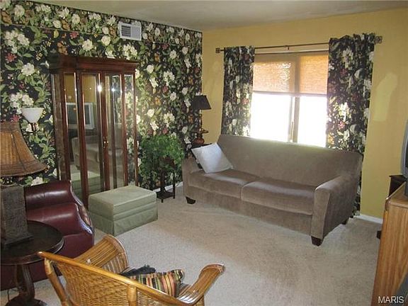 3rd image of 4278 Kay Ln Unit 4