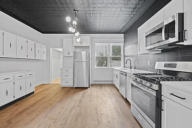 342 Bramhall Avenue, #U1