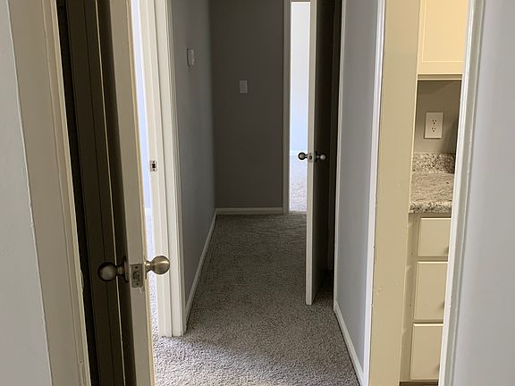 4th image of 1681 E Hudson Blvd #2