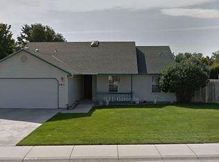 2411 Sunflower Dr, Nampa, ID 83686