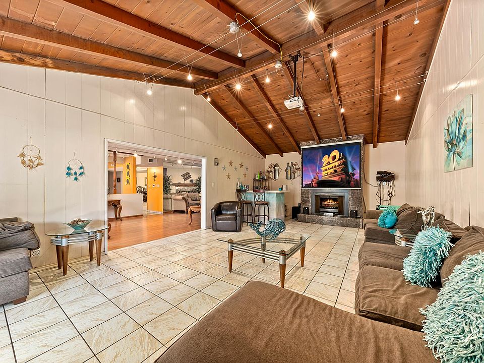 1st image of 9024 Lindsey Ave