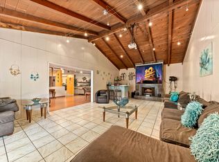 9024 Lindsey Ave, Downey, CA 90240