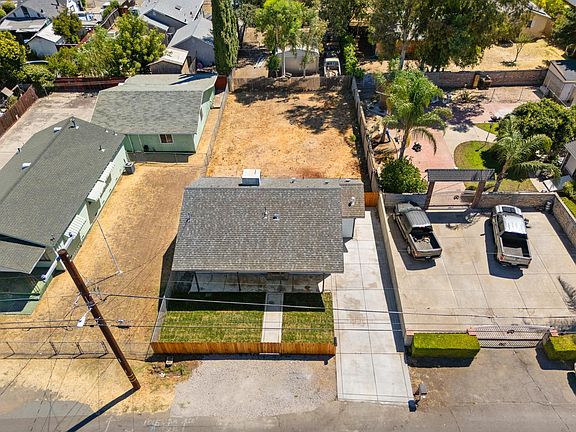 4th image of 840 S Gertrude Ave