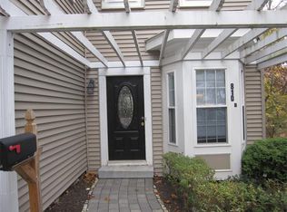 810 Washington St #B, Dedham, MA 02026