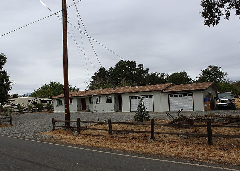 2nd image of 2875 Old Highway 53