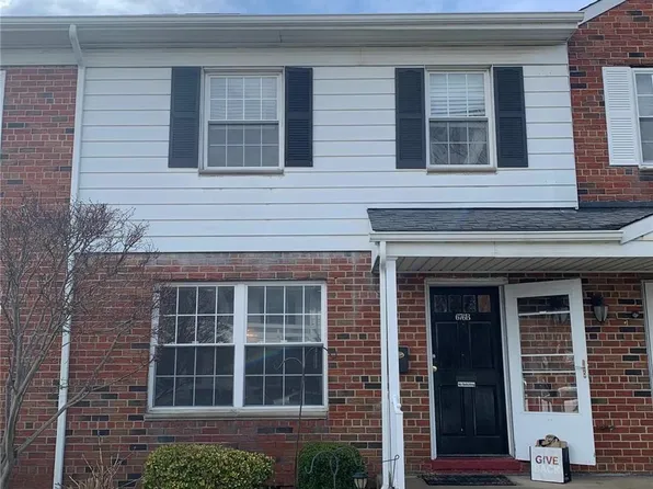 676 Front Street #B, Hempstead, NY 11550