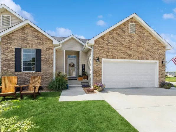 912 N 10th Ave, Winterset, IA 50273