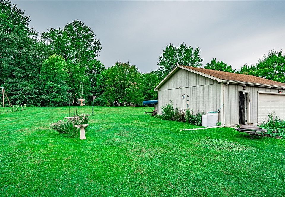 7157 N Palmyra Rd, Canfield, OH 44406 Zillow