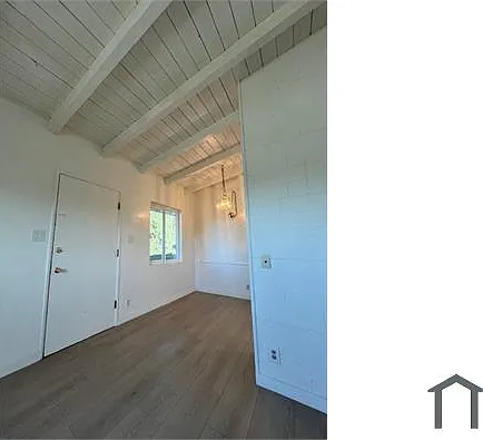 15045 Burbank Blvd #6 — Photo 7